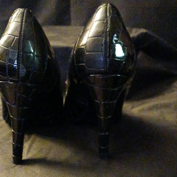 Bandolino patent leather croc print sz 8.5W - Picture 7 of 11